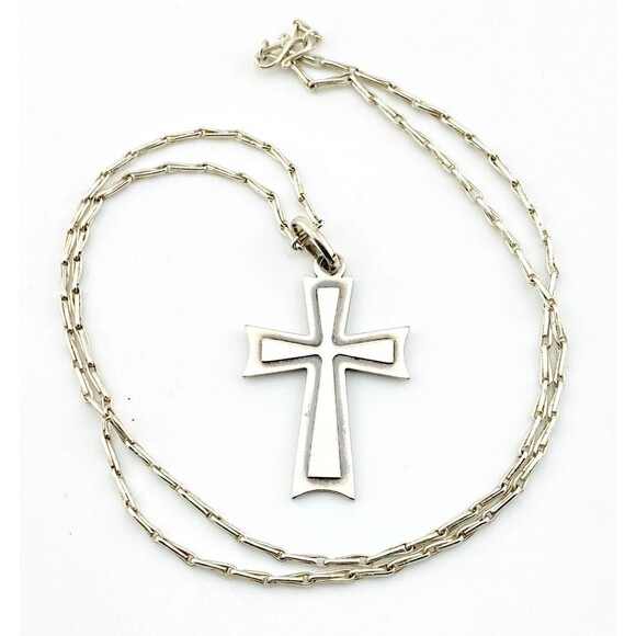 Vintage Sterling Silver Cross Pendant Necklace Paper Clip Chain 19